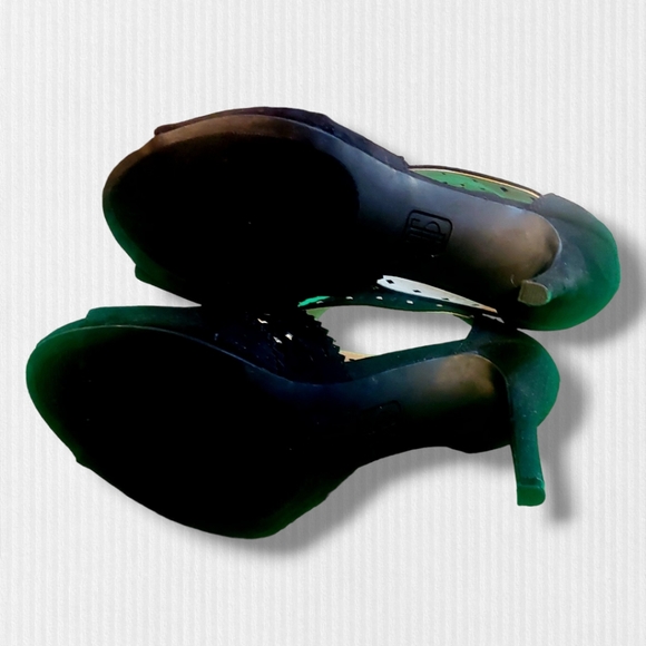 Jennifer Lopez | Sweet Gum | Black Cutout High Heel Shoes | Size 6.5 Medium | - Picture 11 of 12